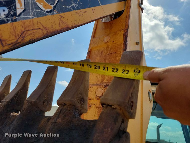 image for item EE1109 1997 Case 580 Super L backhoe
