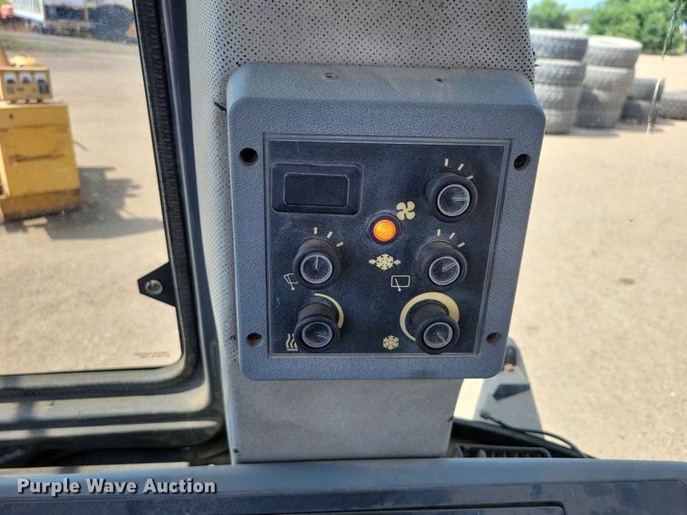 image for item EE1109 1997 Case 580 Super L backhoe