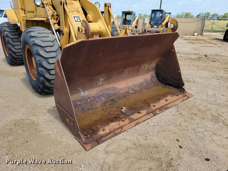 image for item EE1110 1984 Caterpillar 930 wheel loader