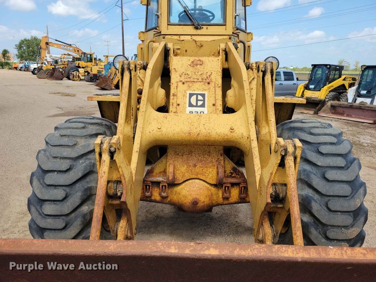 image for item EE1110 1984 Caterpillar 930 wheel loader