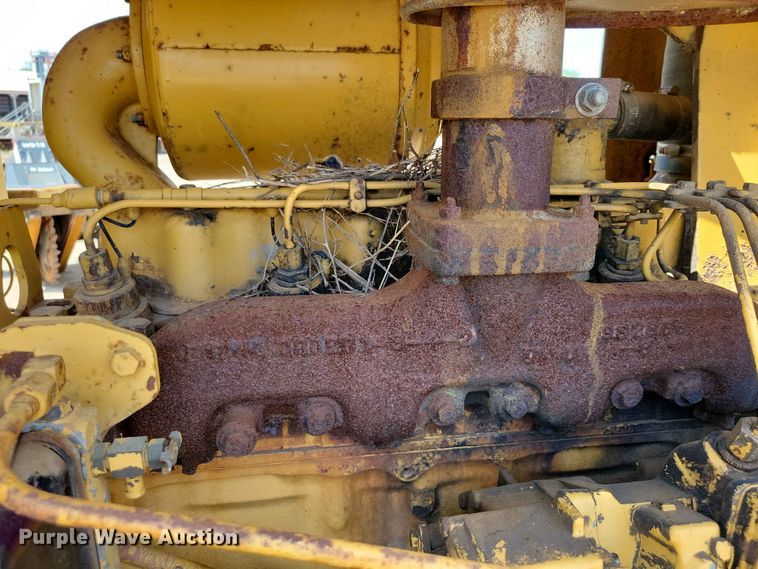 image for item EE1110 1984 Caterpillar 930 wheel loader