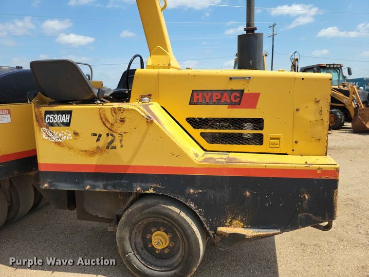 image for item EE1111 Hypac C530AH pneumatic roller