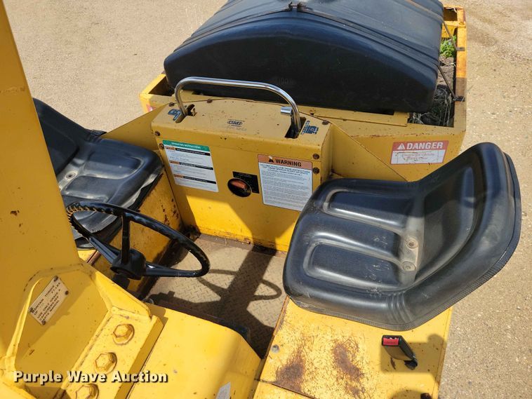 image for item EE1111 Hypac C530AH pneumatic roller