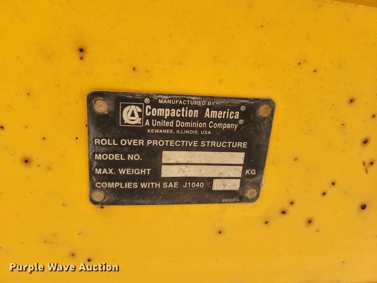 image for item EE1111 Hypac C530AH pneumatic roller