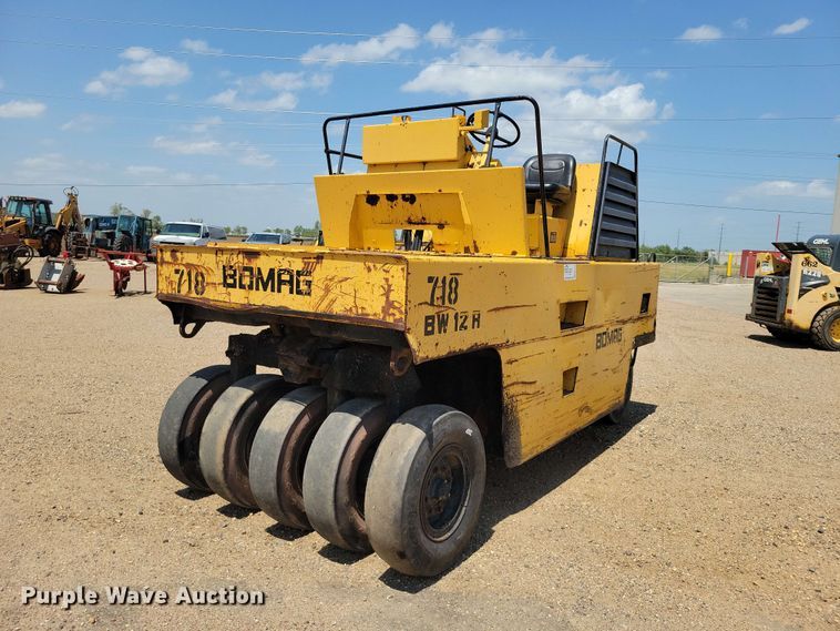 image for item EE1114 1988 Bomag BW12R pneumatic roller