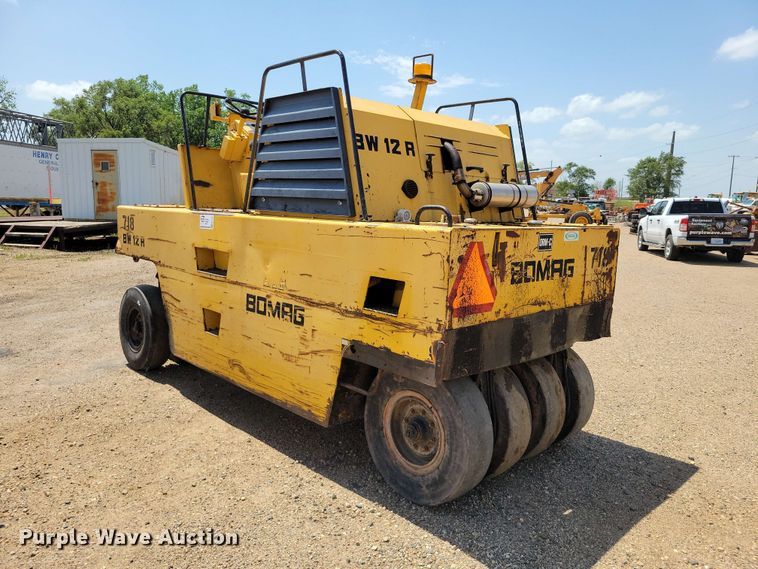image for item EE1114 1988 Bomag BW12R pneumatic roller