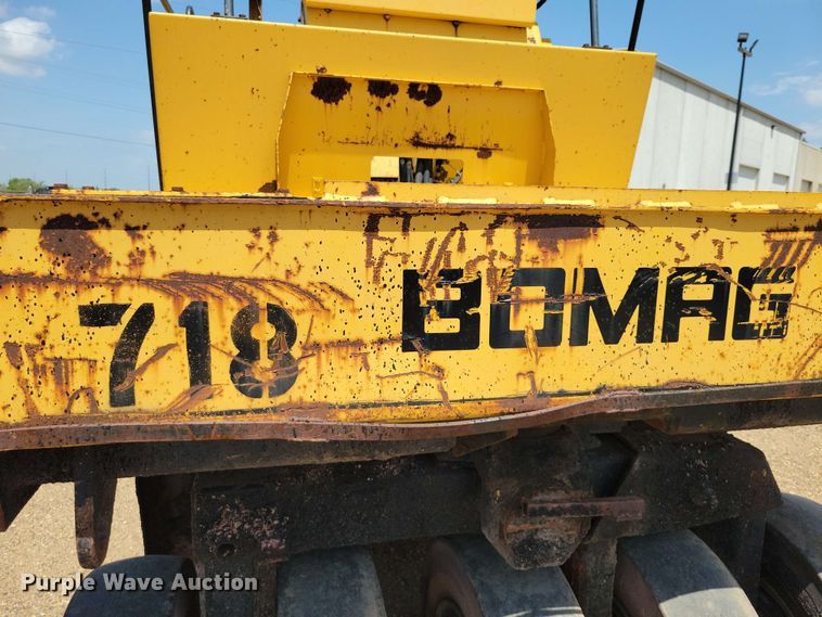 image for item EE1114 1988 Bomag BW12R pneumatic roller