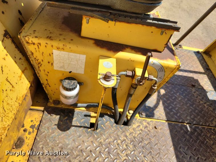 image for item EE1114 1988 Bomag BW12R pneumatic roller