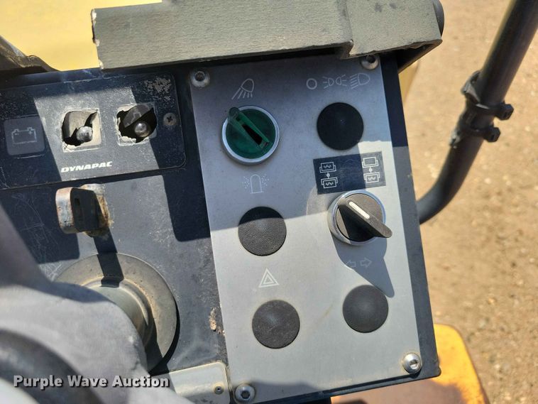 image for item EE1115 2008 Dynapac CC142 double drum vibratory roller
