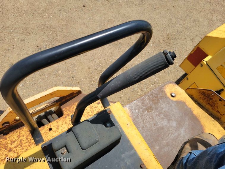 image for item EE1115 2008 Dynapac CC142 double drum vibratory roller