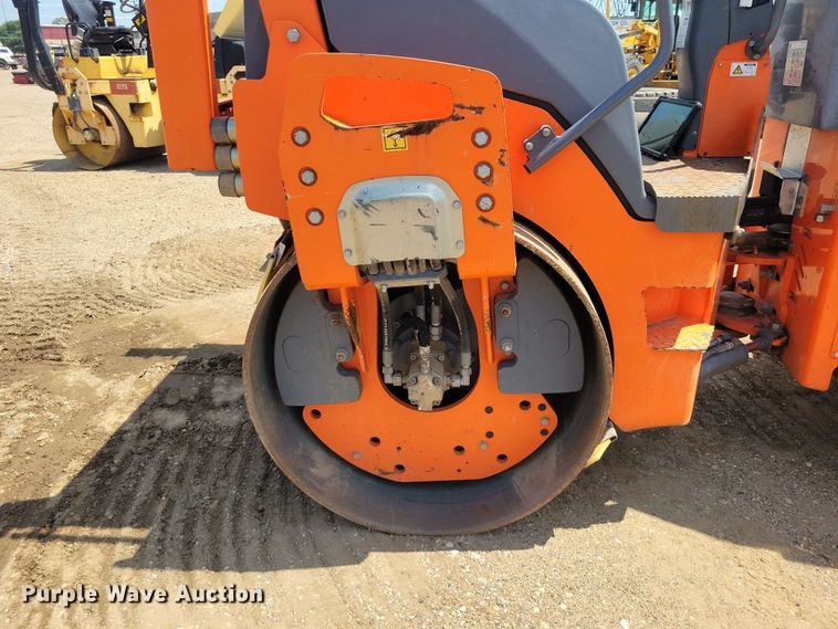 image for item EE1116 2020 Hamm HD14i double drum vibratory roller