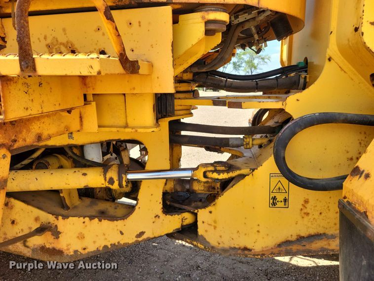 image for item EE1117 1999 Volvo L120C wheel loader