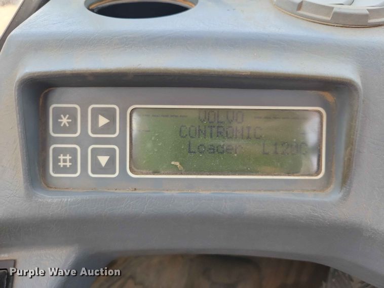 image for item EE1117 1999 Volvo L120C wheel loader