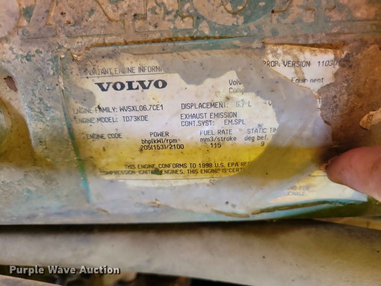 image for item EE1117 1999 Volvo L120C wheel loader
