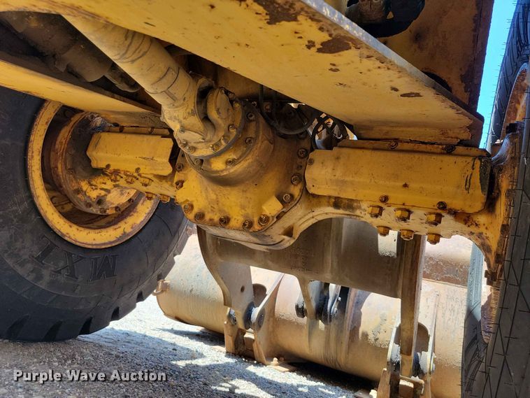 image for item EE1117 1999 Volvo L120C wheel loader