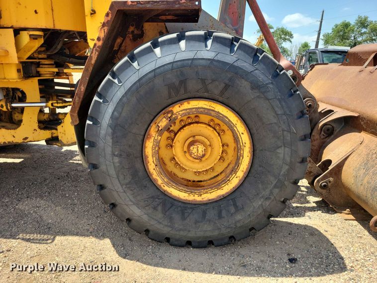 image for item EE1117 1999 Volvo L120C wheel loader