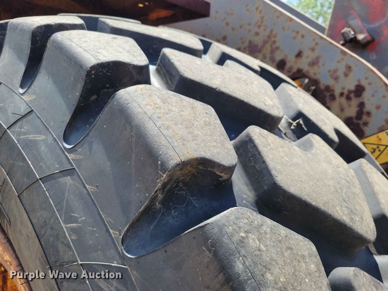 image for item EE1117 1999 Volvo L120C wheel loader