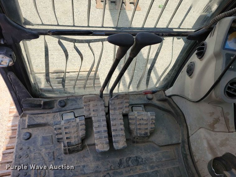 image for item EE1118 2012 Case CX210C excavator