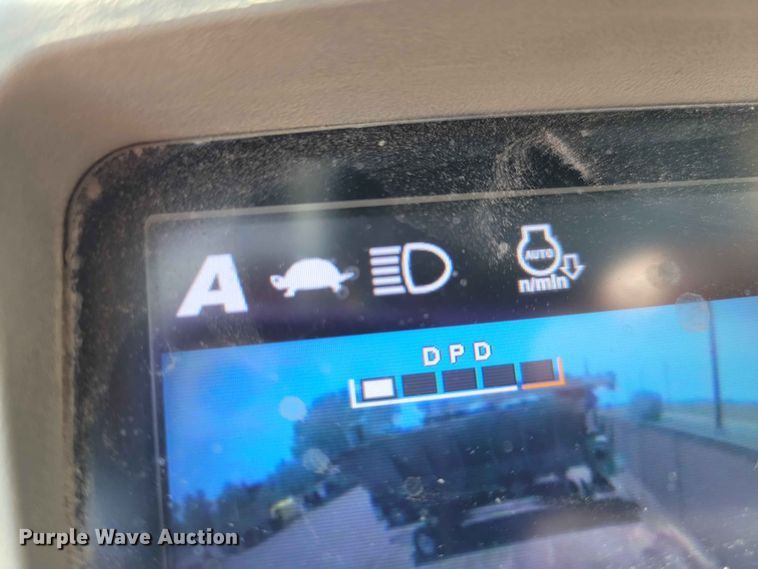 image for item EE1118 2012 Case CX210C excavator