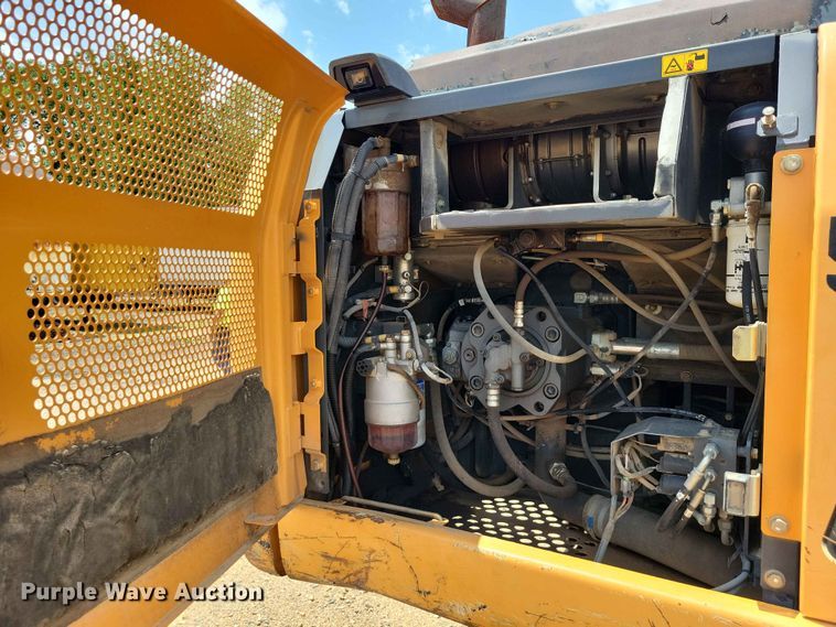 image for item EE1118 2012 Case CX210C excavator