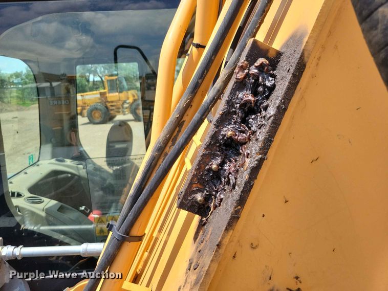 image for item EE1118 2012 Case CX210C excavator