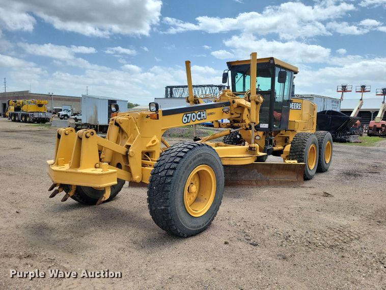 image for item EE1119 2005 John Deere 670CH Series II motor grader