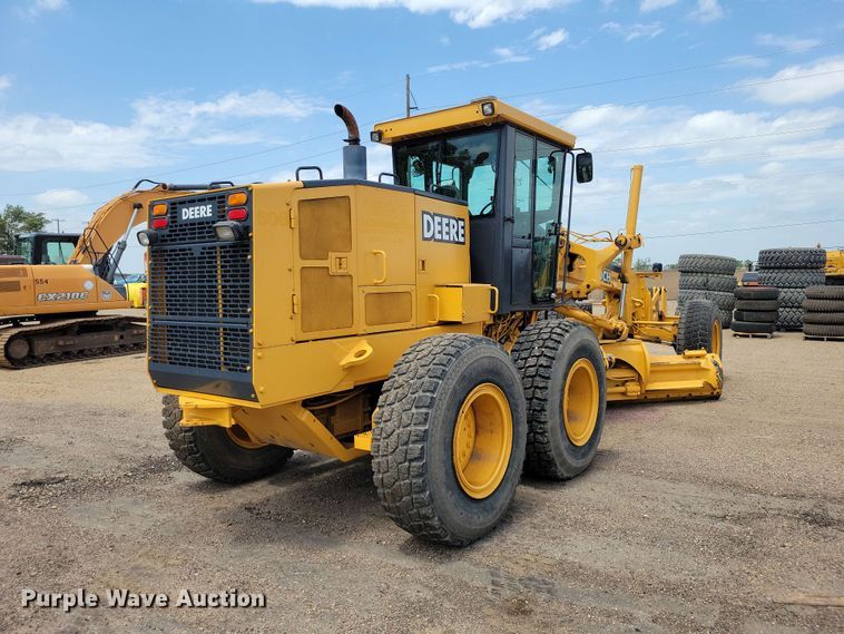 image for item EE1119 2005 John Deere 670CH Series II motor grader