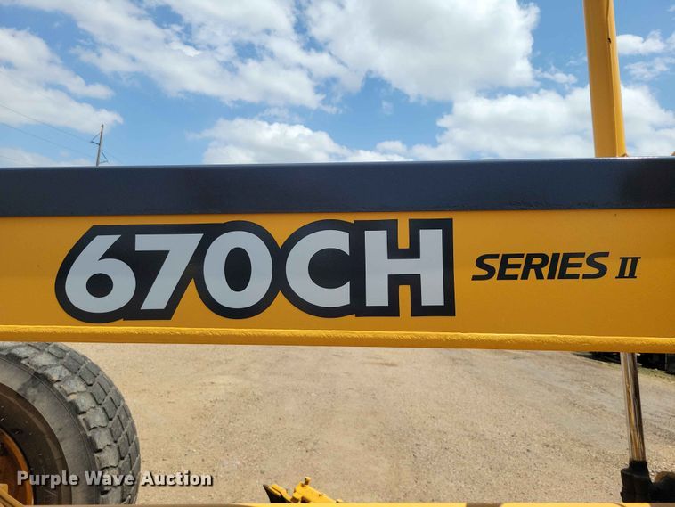 image for item EE1119 2005 John Deere 670CH Series II motor grader