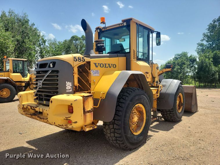 image for item EE1120 2010 Volvo L90F 