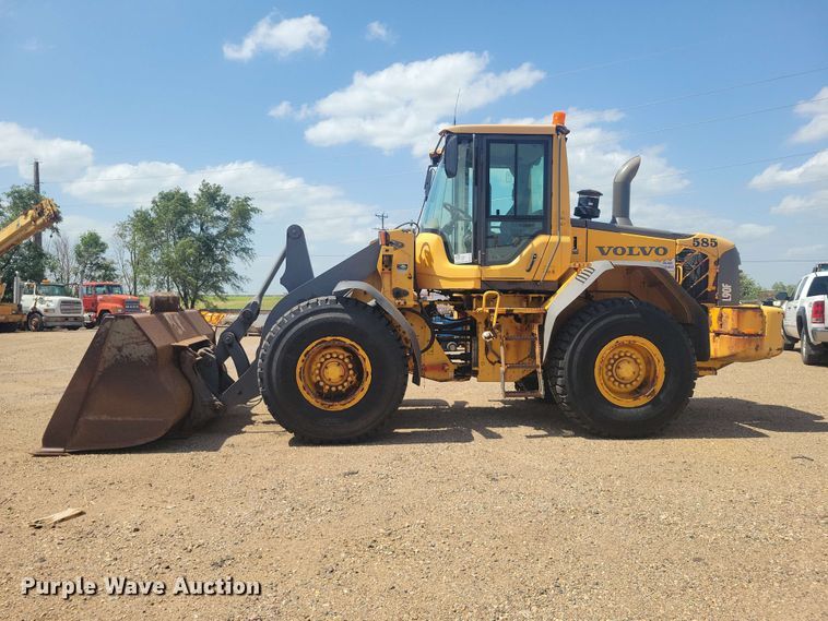 image for item EE1120 2010 Volvo L90F 