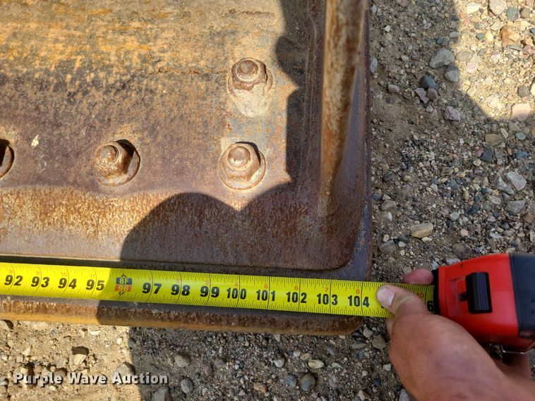 image for item EE1120 2010 Volvo L90F 