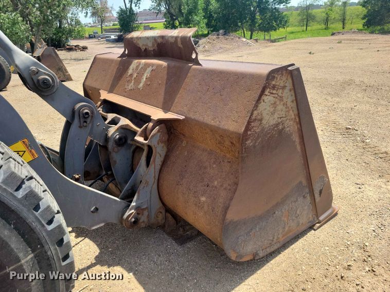 image for item EE1120 2010 Volvo L90F 