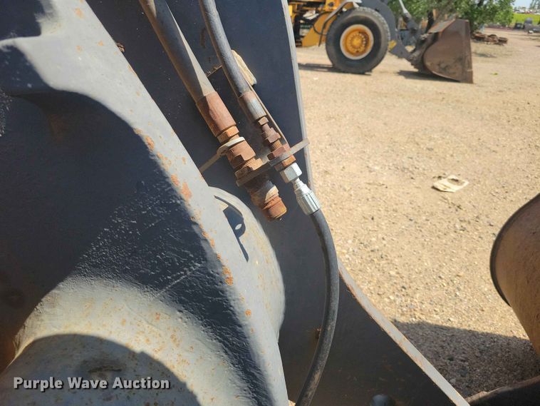 image for item EE1120 2010 Volvo L90F 