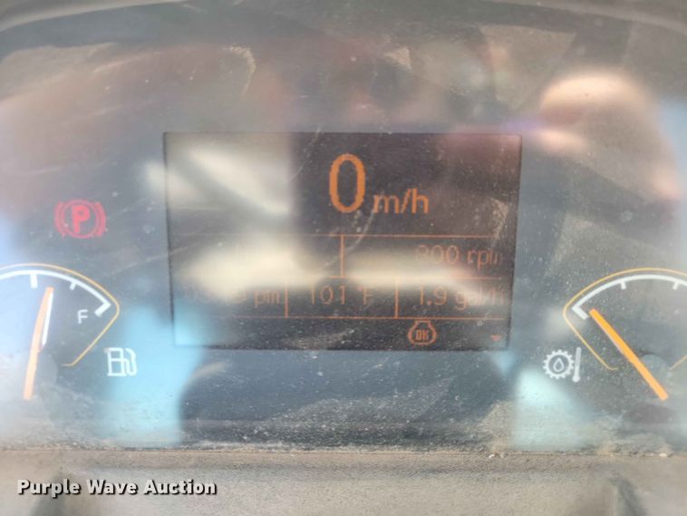 image for item EE1120 2010 Volvo L90F 