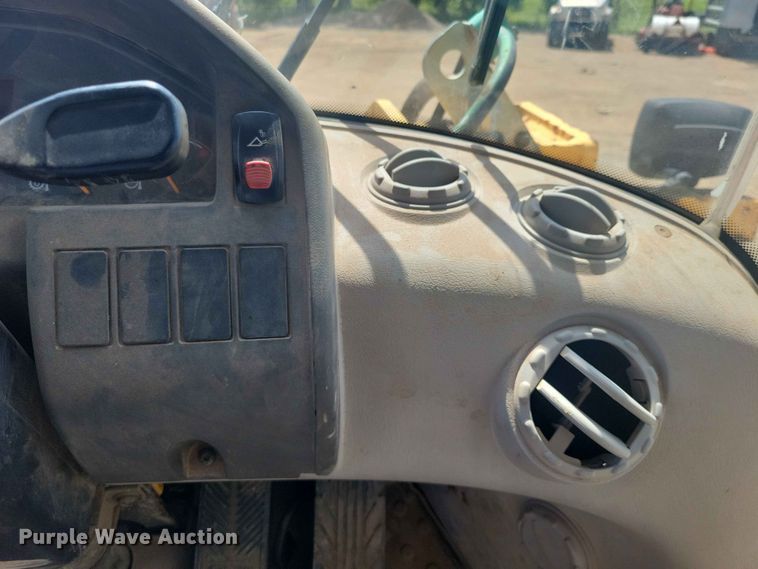 image for item EE1120 2010 Volvo L90F 