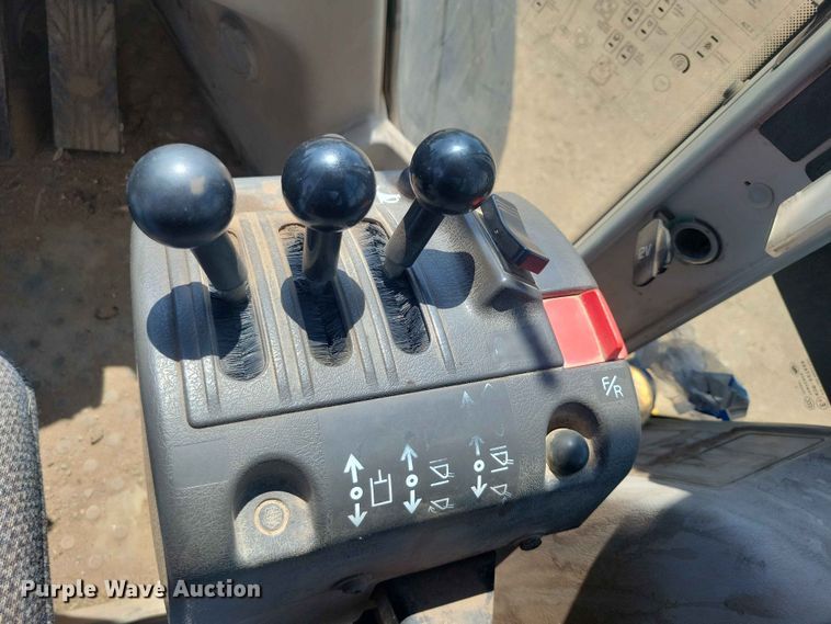 image for item EE1120 2010 Volvo L90F 
