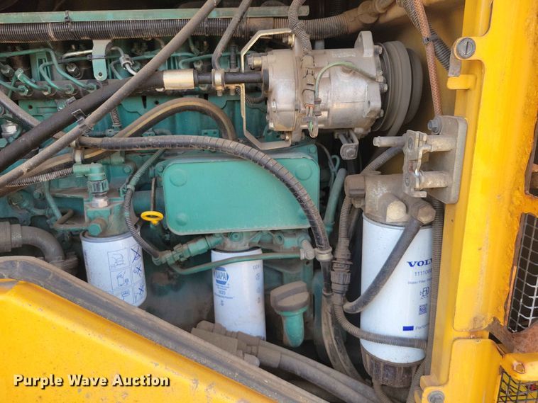 image for item EE1120 2010 Volvo L90F 
