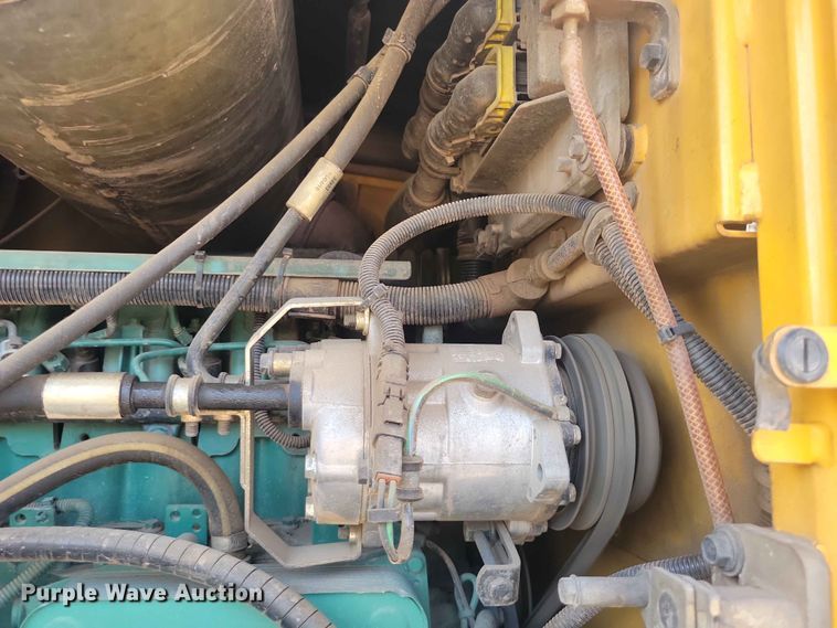 image for item EE1120 2010 Volvo L90F 