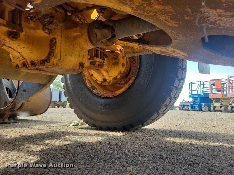image for item EE1120 2010 Volvo L90F 