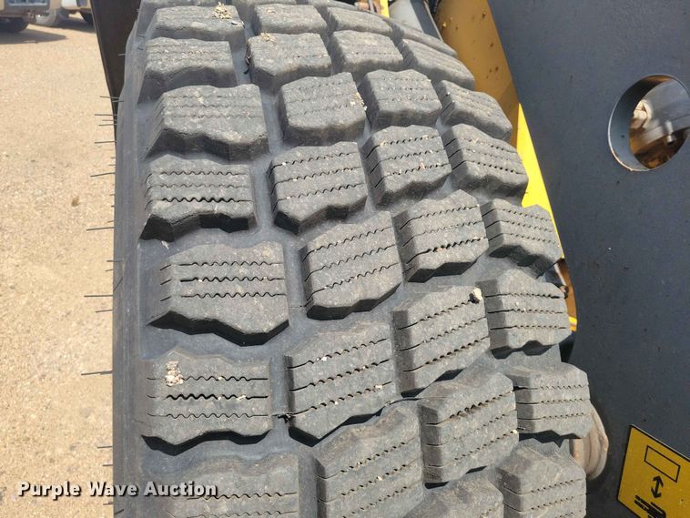 image for item EE1120 2010 Volvo L90F 