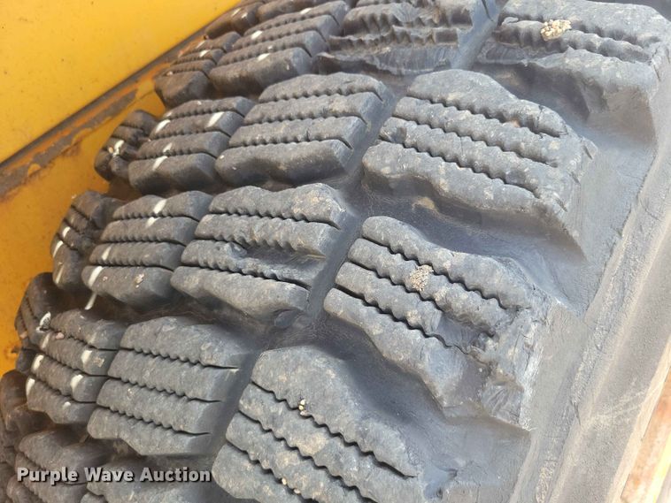 image for item EE1120 2010 Volvo L90F 