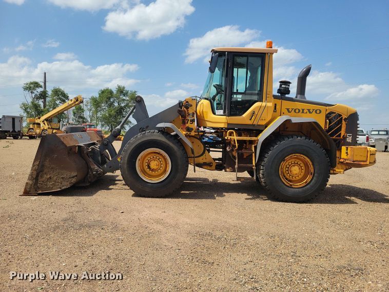 image for item EE1121 2009 Volvo L70F wheel loader