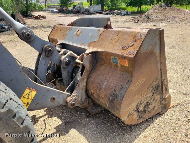 image for item EE1121 2009 Volvo L70F wheel loader