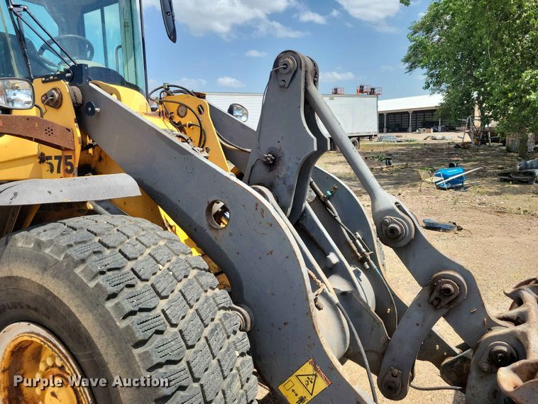 image for item EE1121 2009 Volvo L70F wheel loader