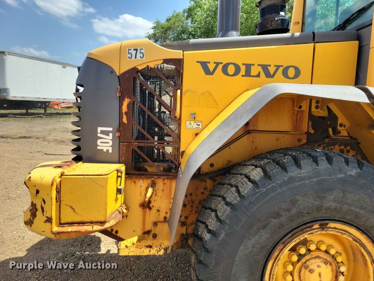 image for item EE1121 2009 Volvo L70F wheel loader
