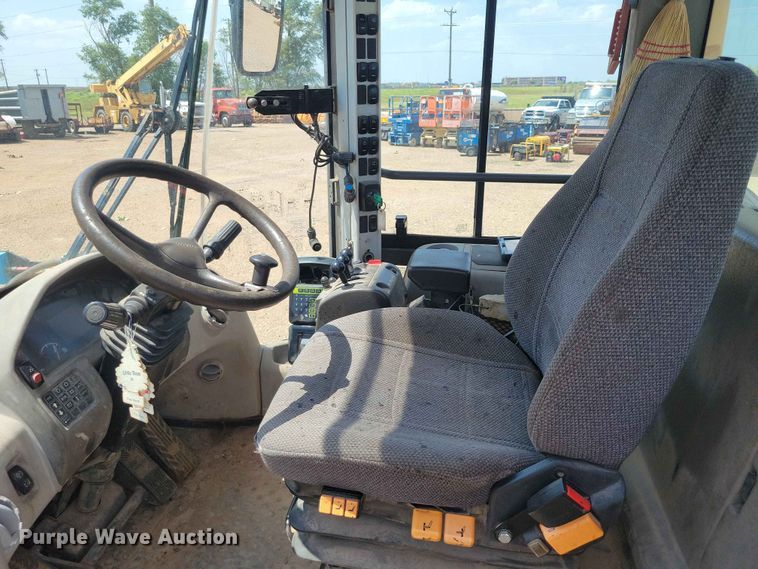 image for item EE1121 2009 Volvo L70F wheel loader