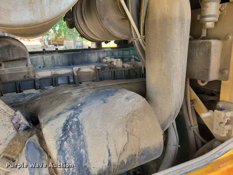 image for item EE1121 2009 Volvo L70F wheel loader