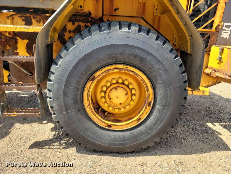 image for item EE1121 2009 Volvo L70F wheel loader
