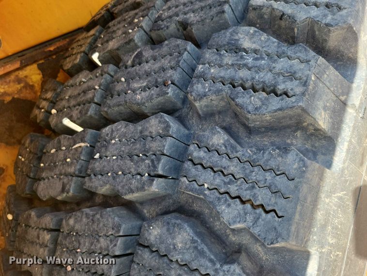 image for item EE1121 2009 Volvo L70F wheel loader