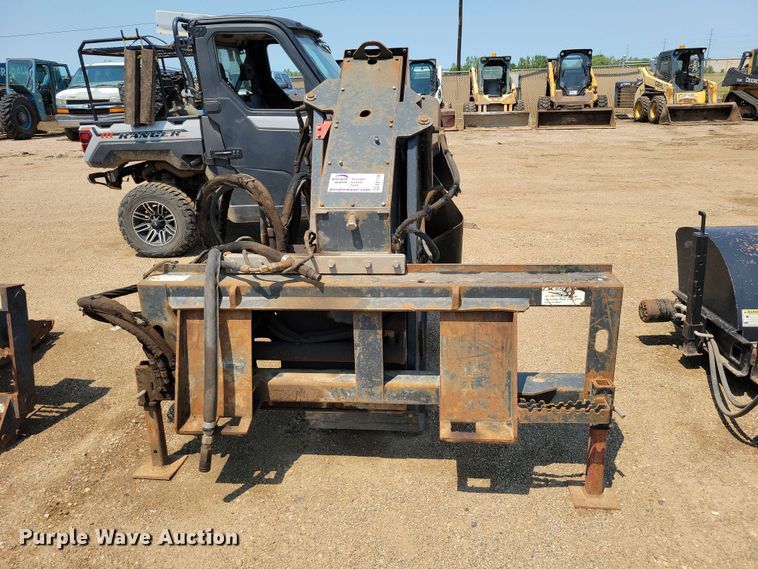 image for item EE1144 2011 Bobcat WS18 skid steer rock saw